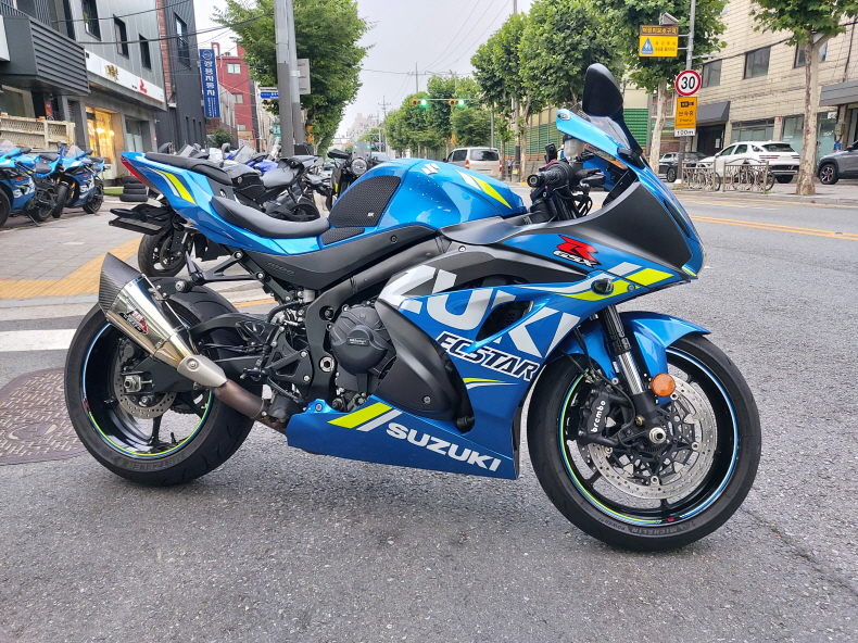 GSX-R1000 