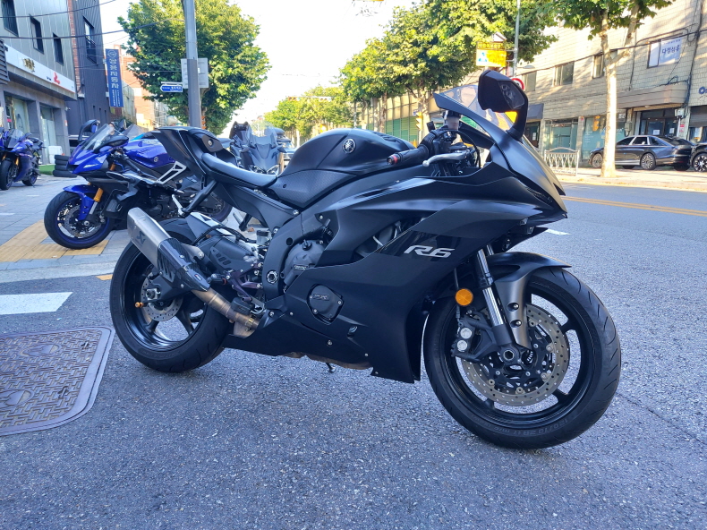 YZF R6 